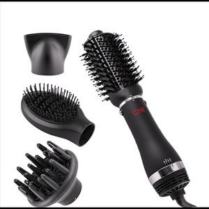 CHI Volumizer 4-in-1 Blowout Brush, Ceramic and Ion .Used once.  All attachments